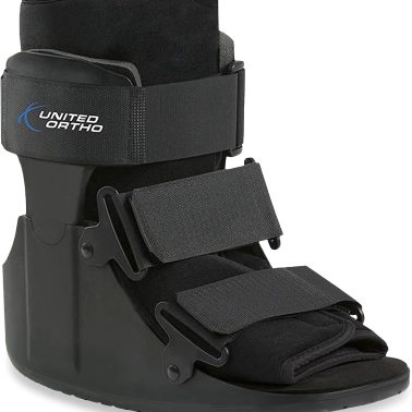 United Ortho USA14013 Short Cam Walker Fracture Boot, Small, Black